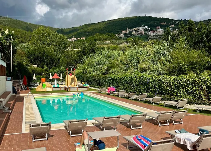 Glampchalet 5 Persone Pool&parking-pietra Ligure Camping Pietra Ligure
