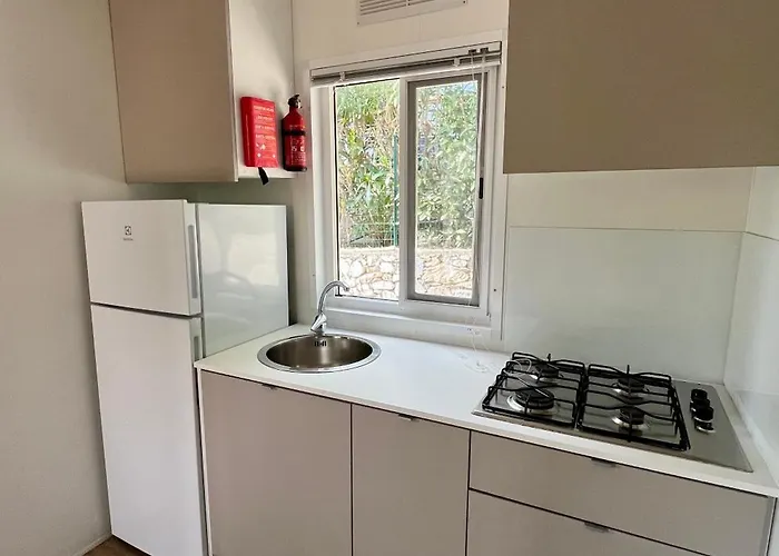Camping Glampchalet 5 Persone Pool&parking-pietra Ligure