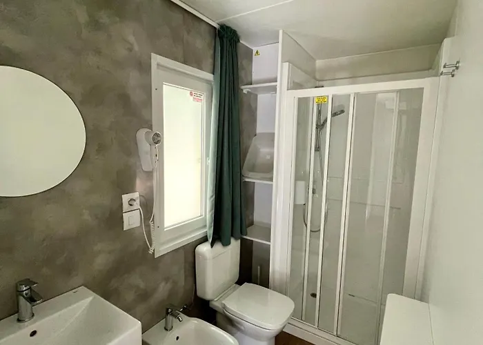 Glampchalet 5 Persone Pool&parking-pietra Ligure * Pietra Ligure