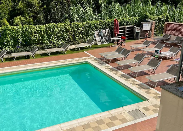 Kamp alanı Glampchalet 5 Persone Pool&parking-pietra Ligure Pietra Ligure