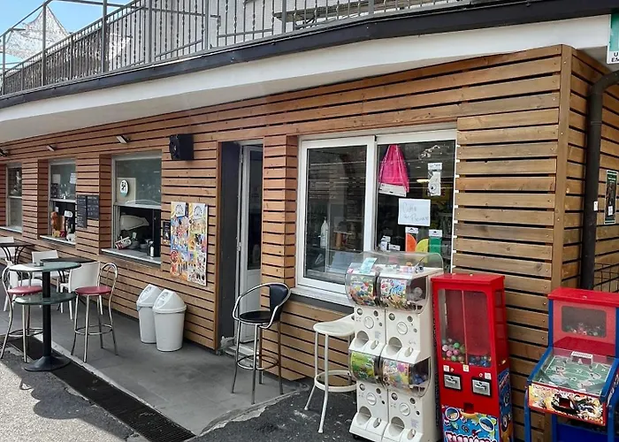 Glampchalet 5 Persone Pool&parking-pietra Ligure Kamp alanı